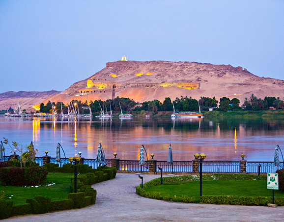 Cairo & Pyramids